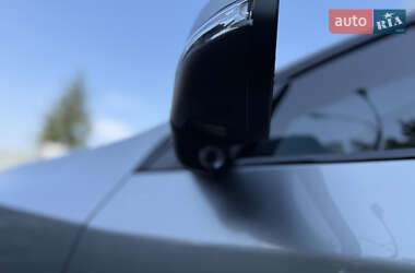 Седан Volvo S60 2013 в 
