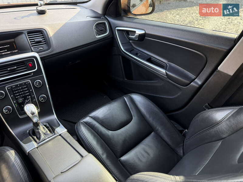 Седан Volvo S60 2012 в Хмельницком фото 26 Седан Volvo S60 2012 в Хмельницком