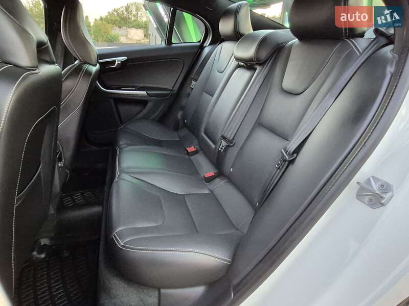 Седан Volvo S60 2017 в Одессе фото 38 Седан Volvo S60 2017 в Одессе