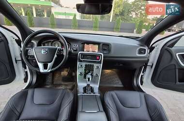 Седан Volvo S60 2017 в 