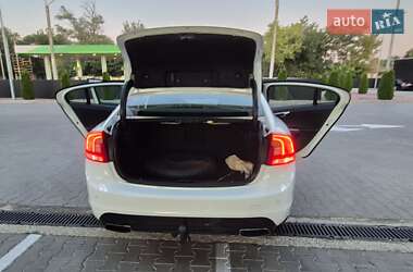 Седан Volvo S60 2017 в 