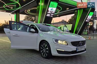 Седан Volvo S60 2017 в 