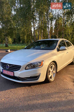 Седан Volvo S60 2015 в Житомирі