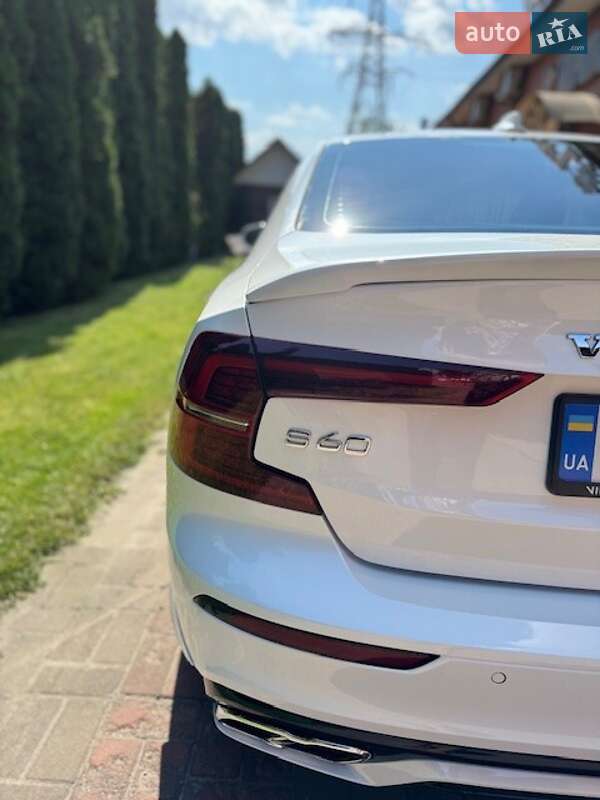 Седан Volvo S60 2020 в Києві фото 5 Седан Volvo S60 2020 в Києві