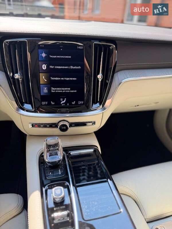 Седан Volvo S60 2020 в Києві фото 22 Седан Volvo S60 2020 в Києві