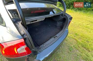 Седан Volvo S60 2012 в 