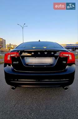 Седан Volvo S60 2012 в Києві