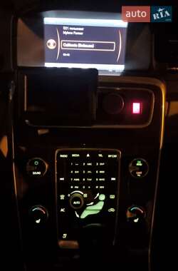 Седан Volvo S60 2012 в 