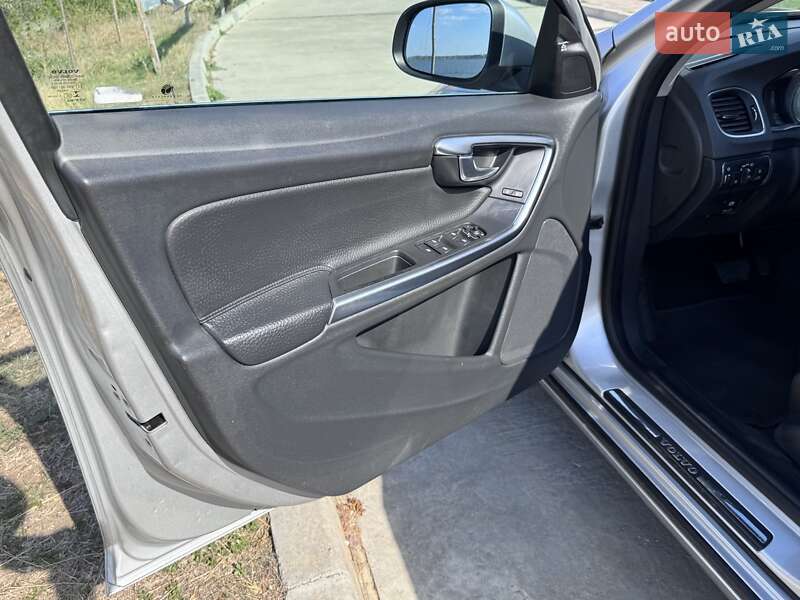 Седан Volvo S60 2013 в Николаеве фото 51 Седан Volvo S60 2013 в Николаеве