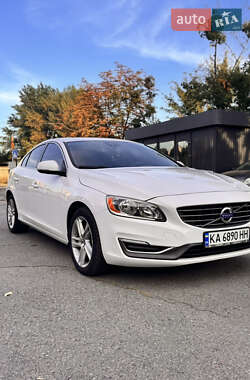 Седан Volvo S60 2013 в Киеве