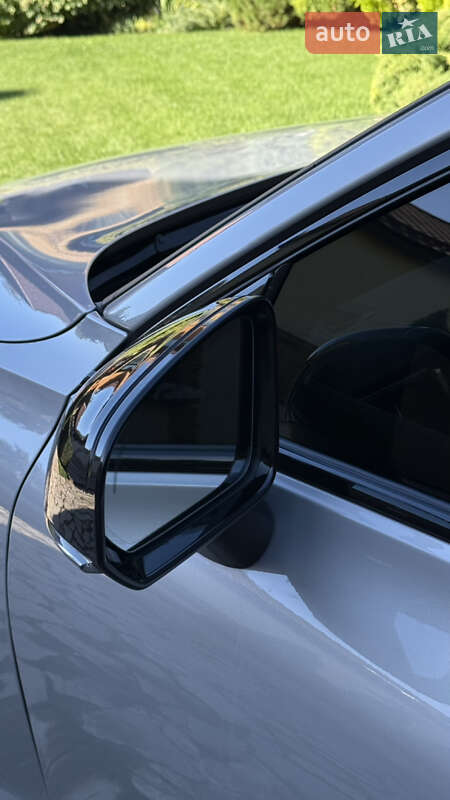 Седан Volvo S60 2023 в Одесі