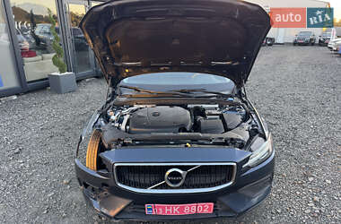 Седан Volvo S60 2020 в 
