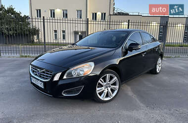 Седан Volvo S60 2011 в Киеве