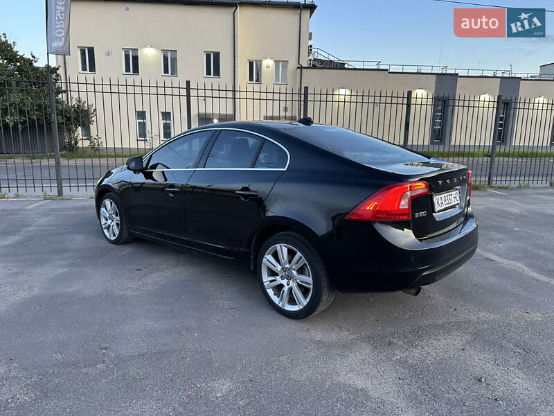 Седан Volvo S60 2011 в Києві