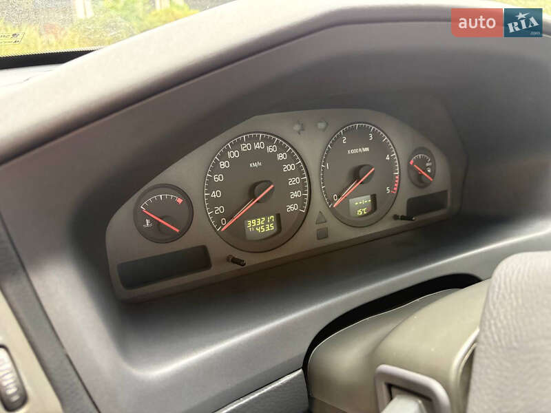 Седан Volvo S60 2002 в Лубнах