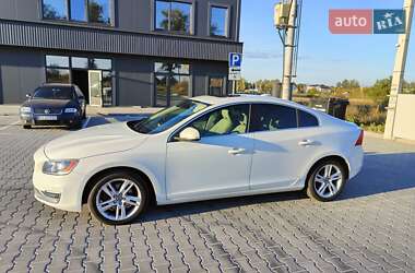 Седан Volvo S60 2013 в 