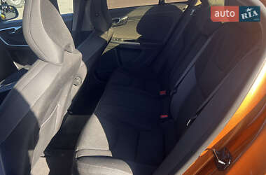 Седан Volvo S60 2011 в 