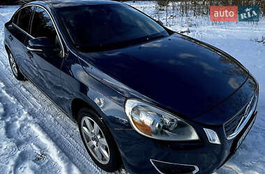 Седан Volvo S60 2010 в 