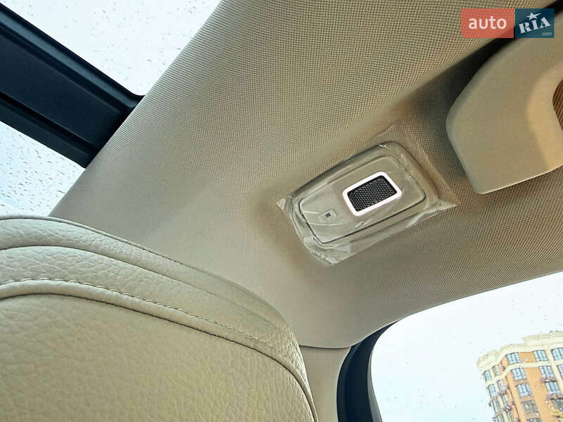 Седан Volvo S60 2024 в Киеве