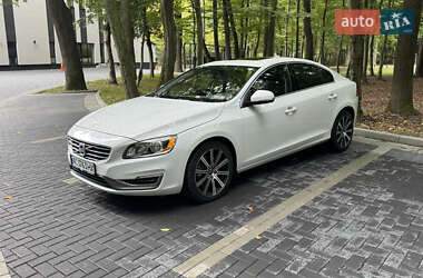 Седан Volvo S60 2017 в 