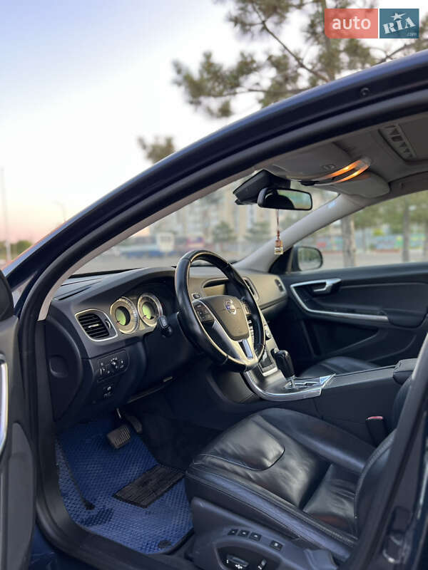Седан Volvo S60 2012 в Николаеве фото 9 Седан Volvo S60 2012 в Николаеве