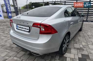 Седан Volvo S60 2014 в 