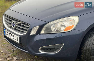 Седан Volvo S60 2011 в 