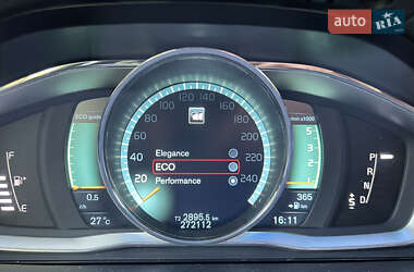 Седан Volvo S60 2012 в 