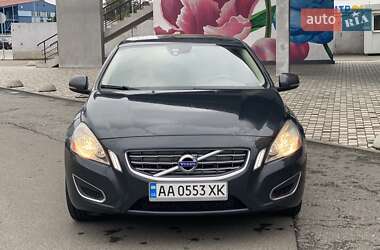 Седан Volvo S60 2011 в 