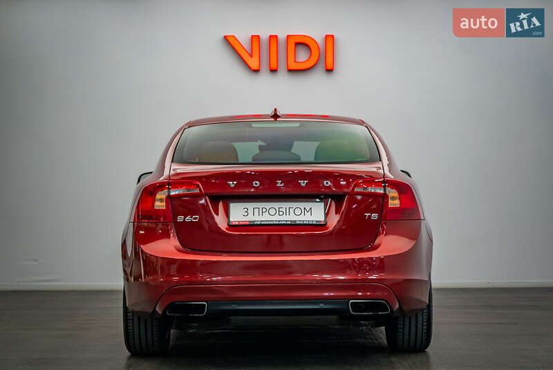 Седан Volvo S60 2014 в Киеве фото 6 Седан Volvo S60 2014 в Киеве