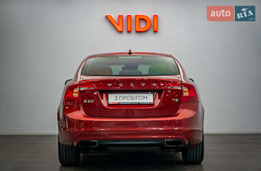 Седан Volvo S60 2014 в 