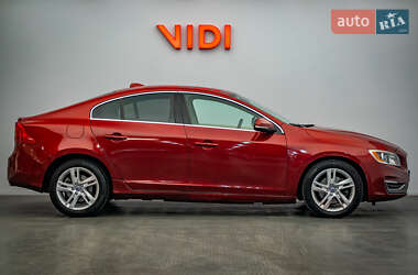 Седан Volvo S60 2014 в 
