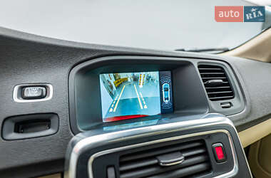 Седан Volvo S60 2014 в 