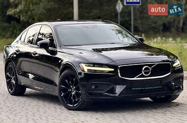 Седан Volvo S60 2021 в 