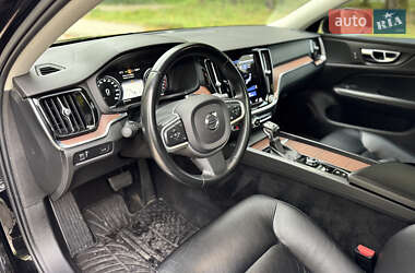 Седан Volvo S60 2021 в 