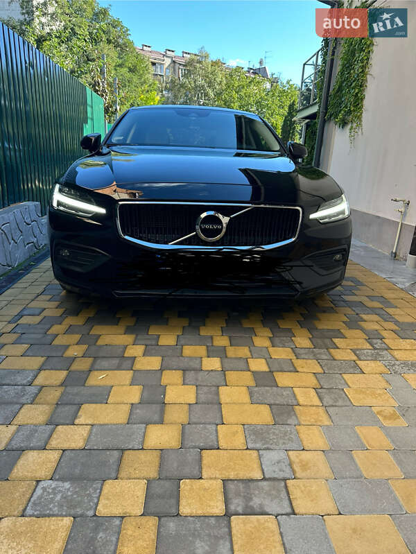 Volvo S60 2020