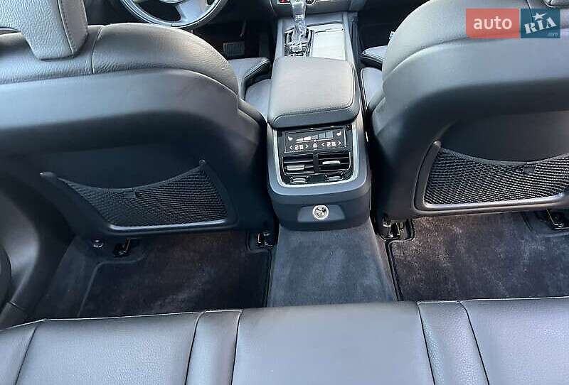 Седан Volvo S60 2019 в Києві