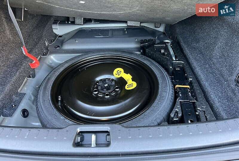 Седан Volvo S60 2019 в Києві