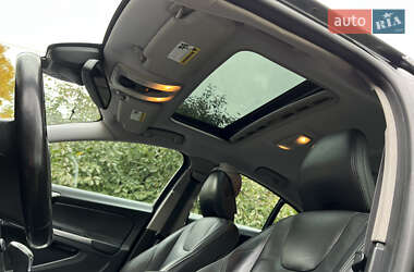Седан Volvo S60 2012 в  фото 9 Седан Volvo S60 2012 в