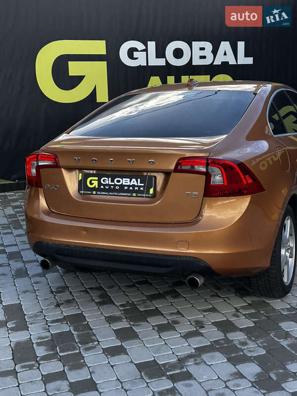 Седан Volvo S60 2013 в Львові фото 25 Седан Volvo S60 2013 в Львові