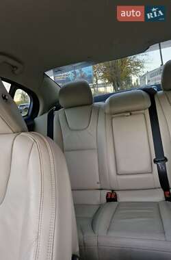 Седан Volvo S60 2013 в 