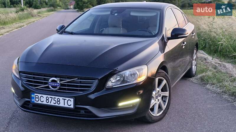 Седан Volvo S60 2013 в Львове