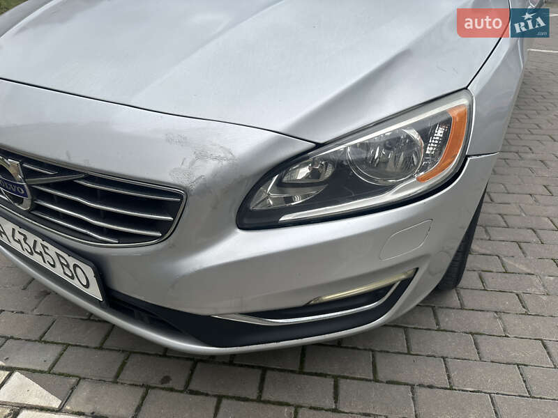 Седан Volvo S60 2013 в Киеве