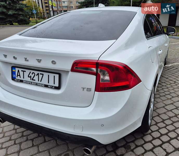 Седан Volvo S60 2012 в Івано-Франківську