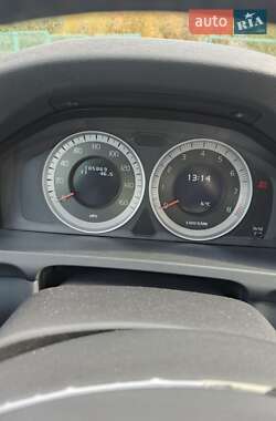 Седан Volvo S60 2011 в  фото 2 Седан Volvo S60 2011 в