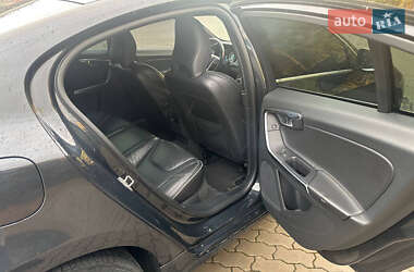 Седан Volvo S60 2014 в 