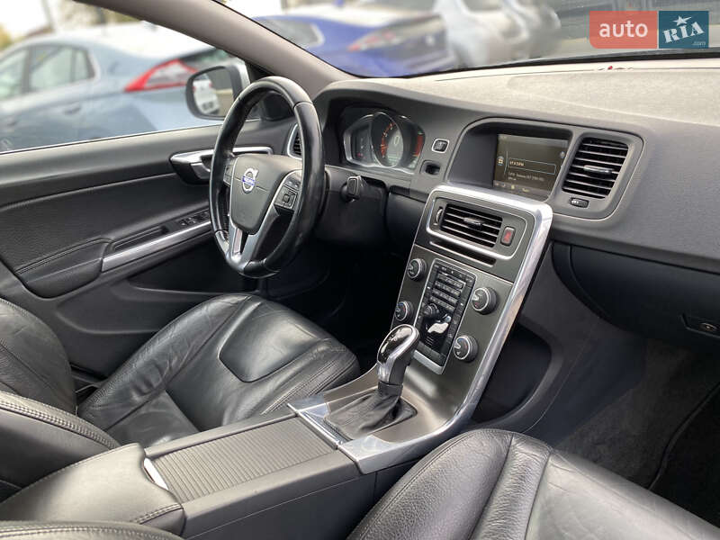Седан Volvo S60 2013 в Луцке фото 40 Седан Volvo S60 2013 в Луцке