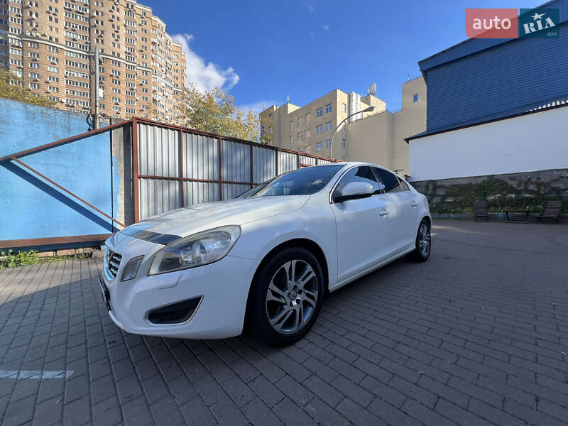 Седан Volvo S60 2013 в Києві фото 21 Седан Volvo S60 2013 в Києві