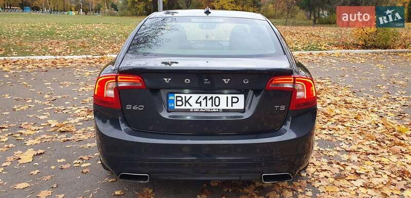 Седан Volvo S60 2015 в Ровно фото 2 Седан Volvo S60 2015 в Ровно