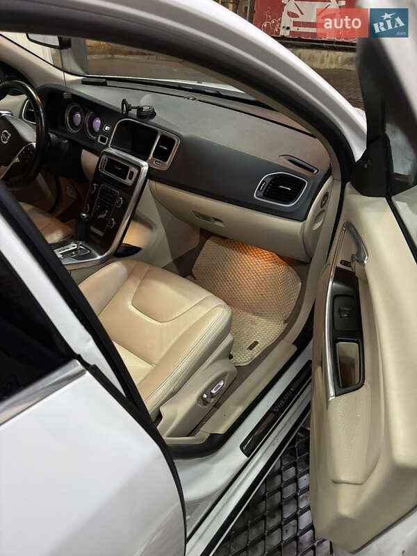 Седан Volvo S60 2012 в Беляевке фото 22 Седан Volvo S60 2012 в Беляевке